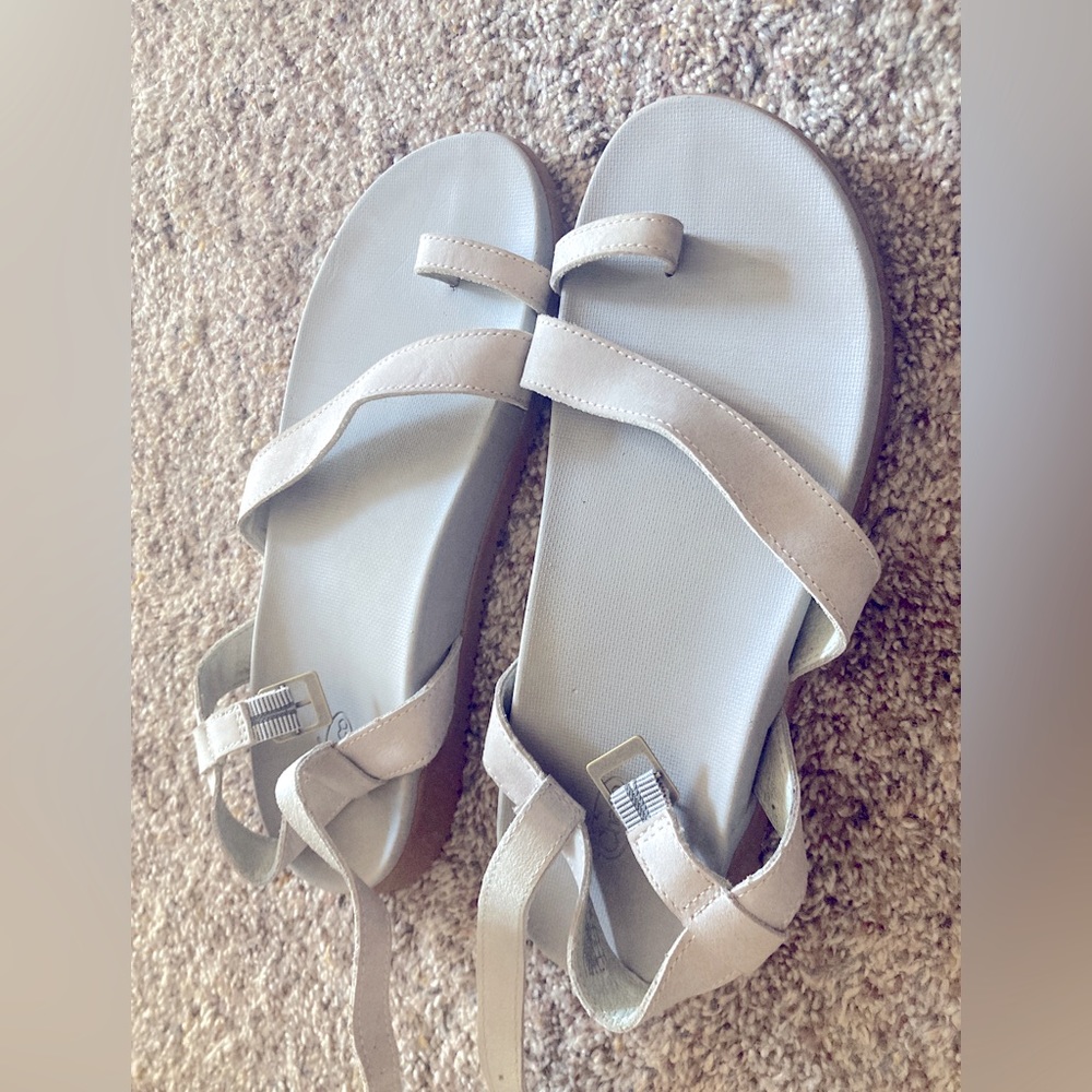 Women’s Chaco’s size 9